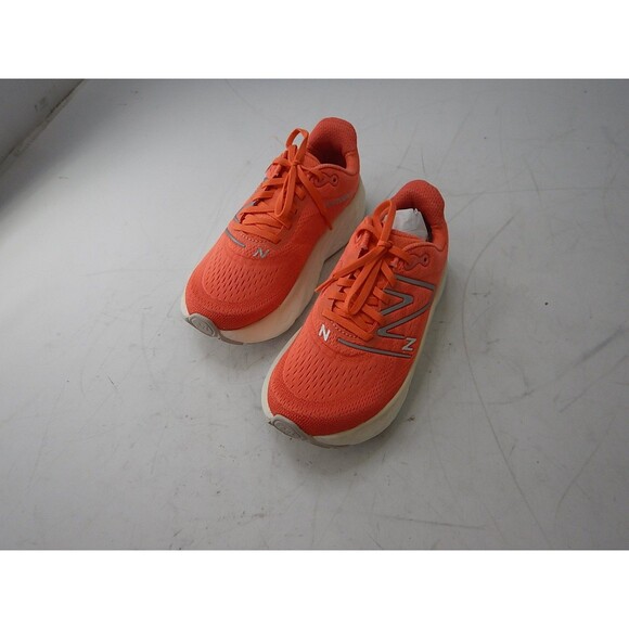 New Balance Women's  Running Shoe - Picture 1 of 6